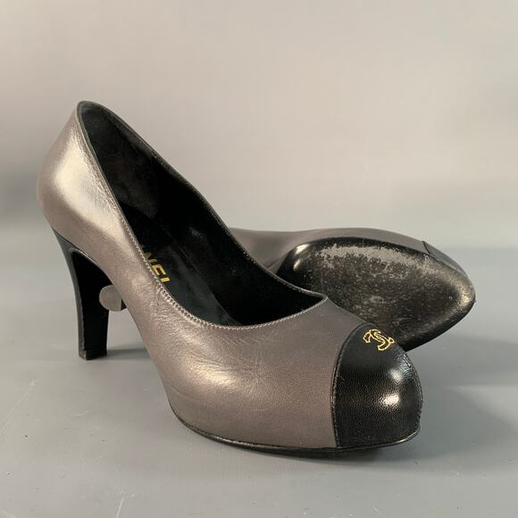CHANEL Size 6 Grey Black Leather Cap Toe Pumps - Picture 5 of 8